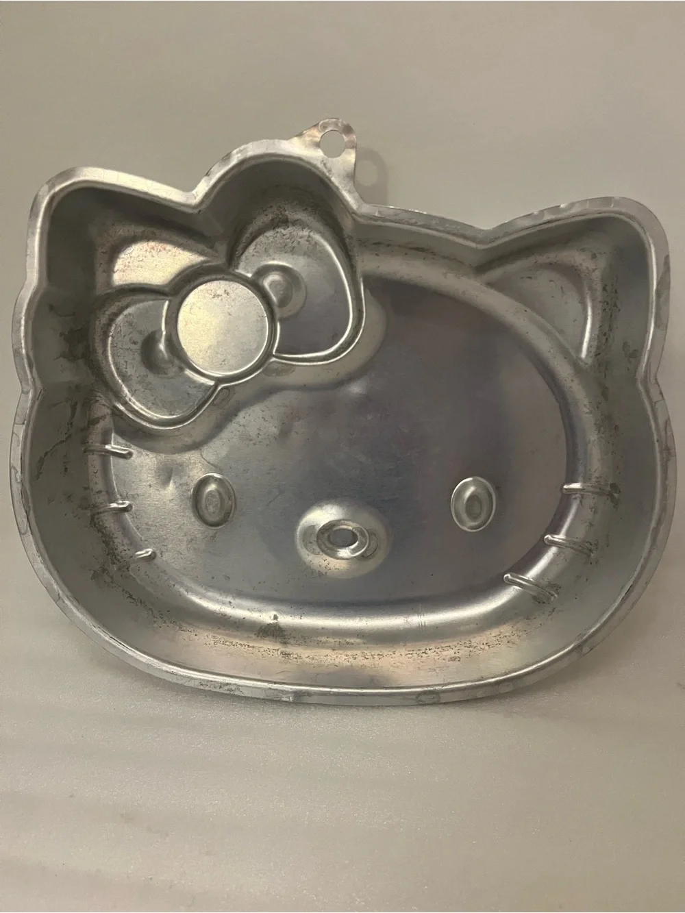 Wilton Hello Kitty Shaped Aluminum Cake Pan, Silver, MPN 2105-7575
